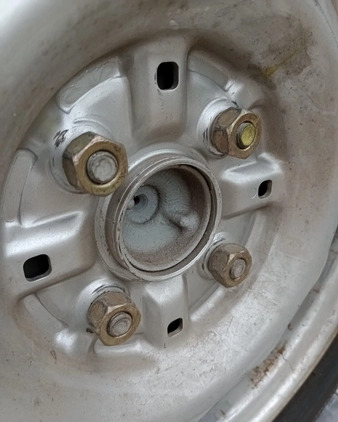 Toyota Corolla cena 24900 przebieg: 80000, rok produkcji 1991 z Gdynia małe 497